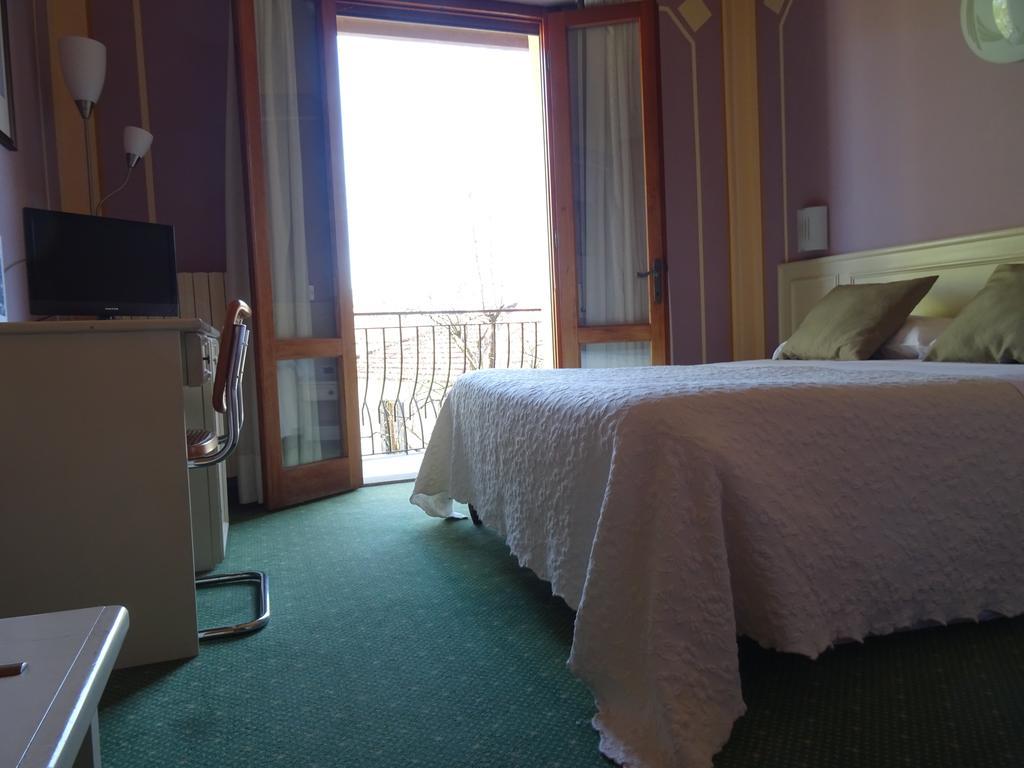 Hotel La Pergola Barga Exterior photo